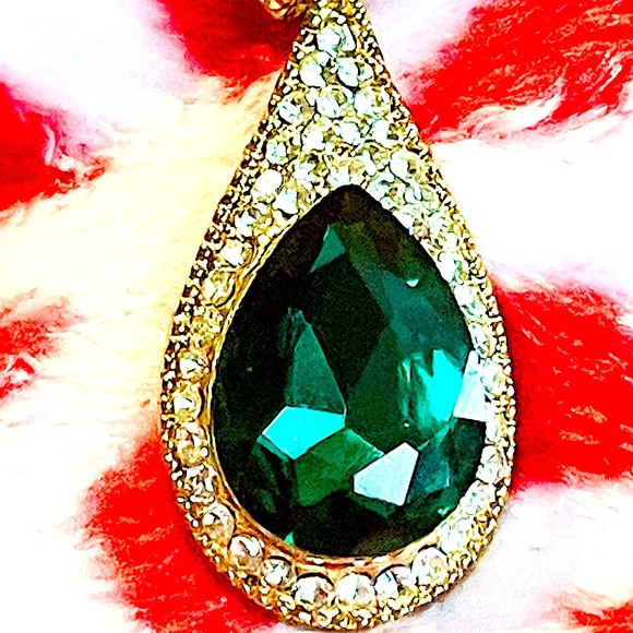 Red crystal earrings/necklace set pierced Bling Pavé Sparkly gold Betsey Johnson - Picture 8 of 16